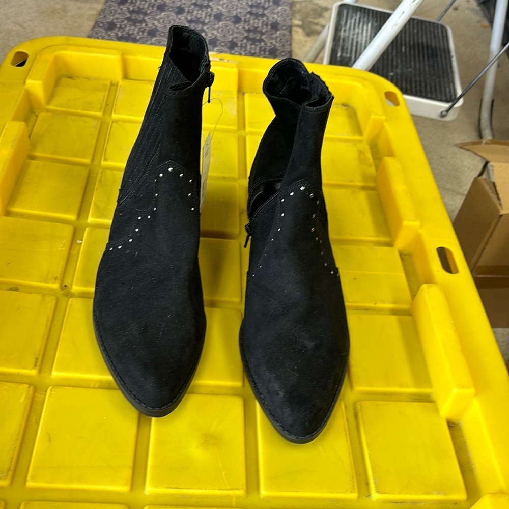 New ladies cowgirl boots
